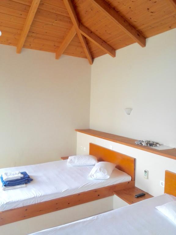 12 Gods Resort Пілос Номер фото